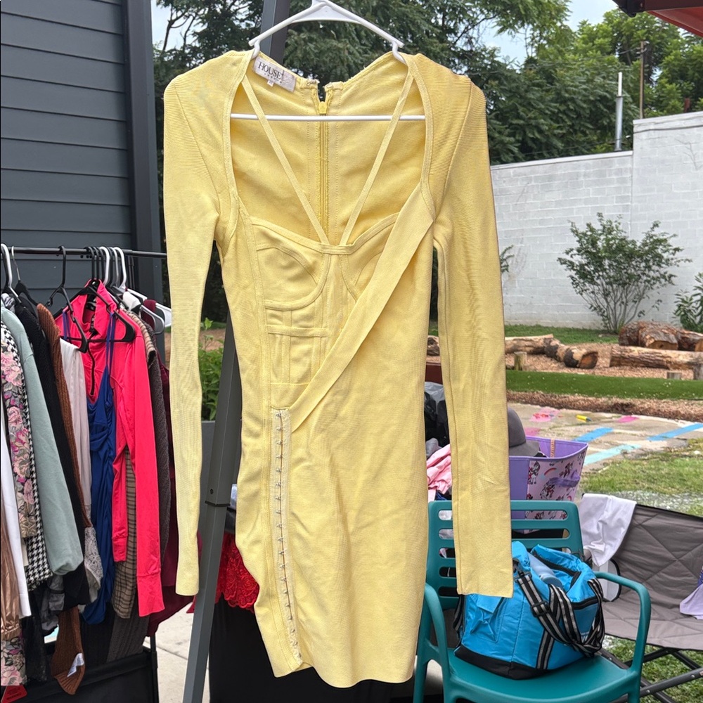 Elegant Yellow Dress